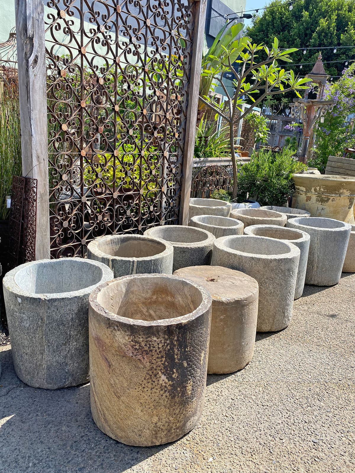 Old Chinese Granite Planter Pot - Thumbnail 5