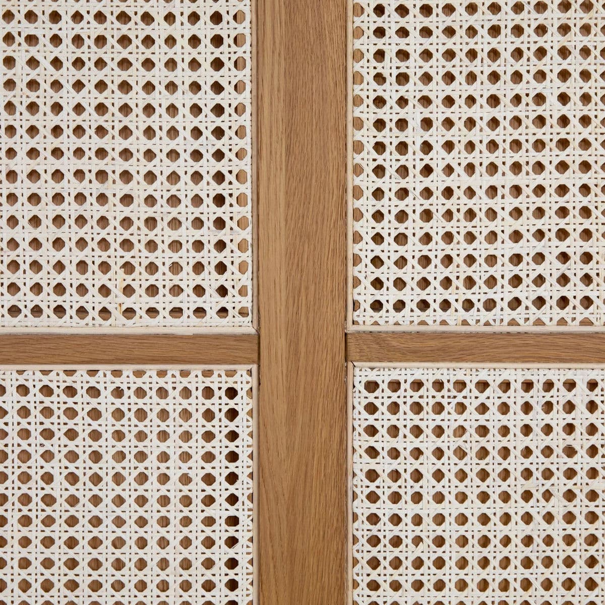 Oak & Cane Panel Queen Bed - Thumbnail 5