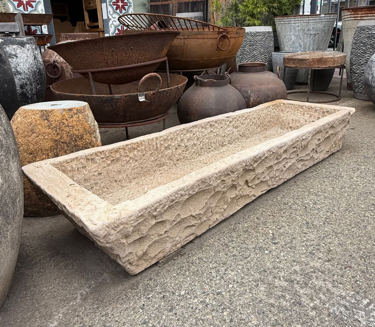 Large Rustic Chiseled Stone Trough - Thumbnail 5
