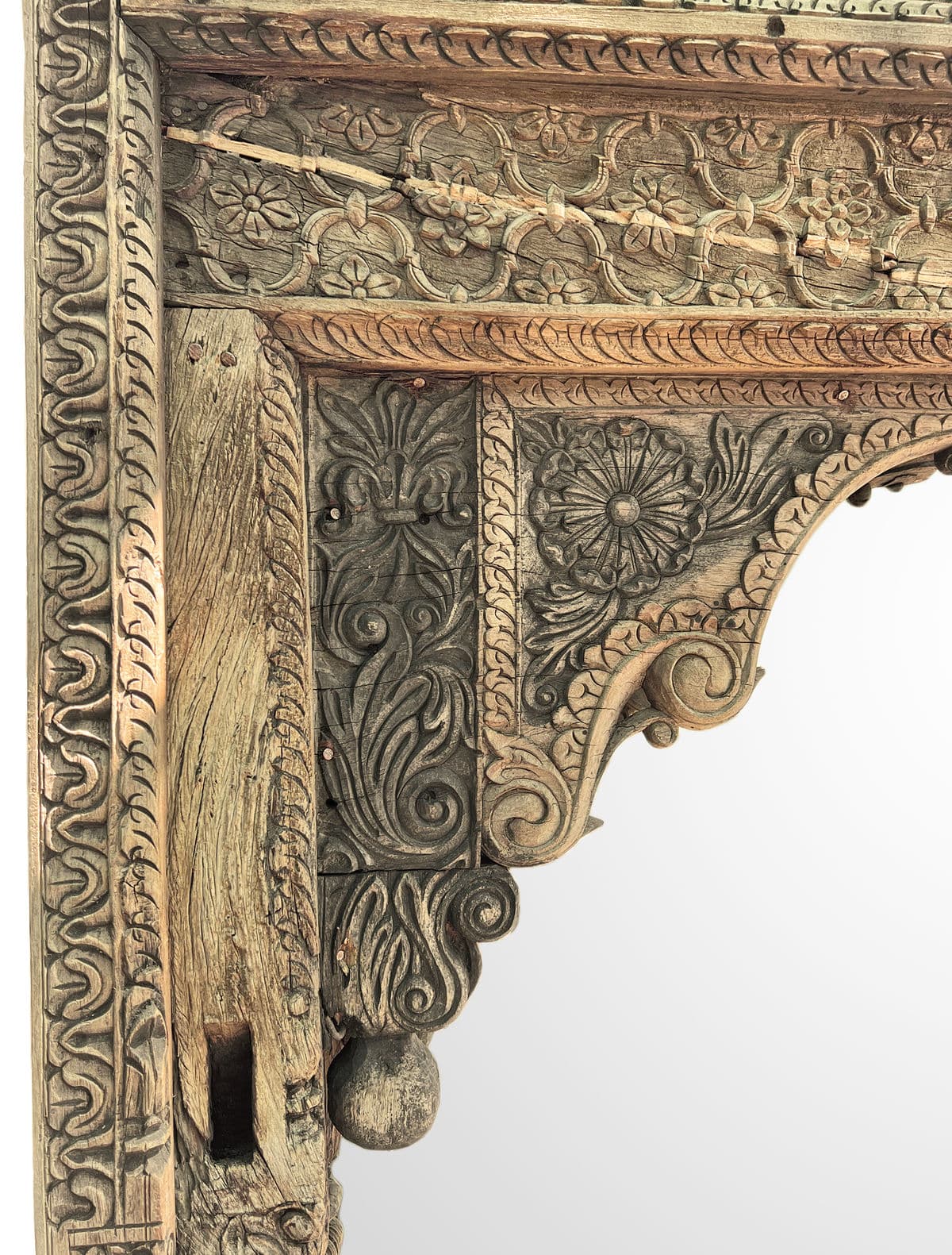 Large Old India Doorway Mirror - Thumbnail 5