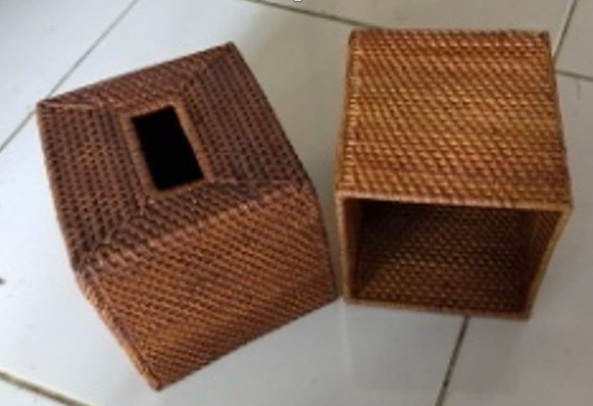 Tea Stained Rattan Tissue Cover - Thumbnail 5