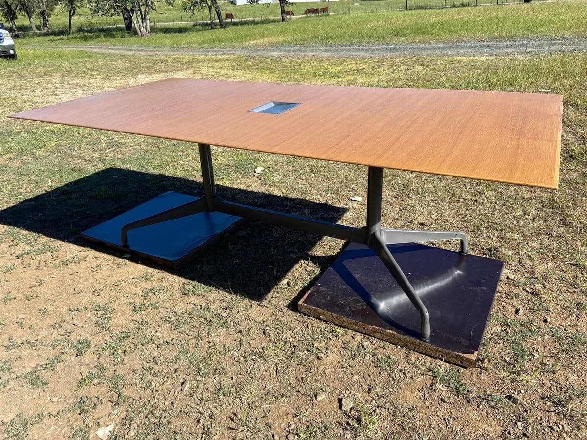 1980s Vintage Eames Herman Miller Style Conference Table With Walnut Wooden Top. - Thumbnail 5