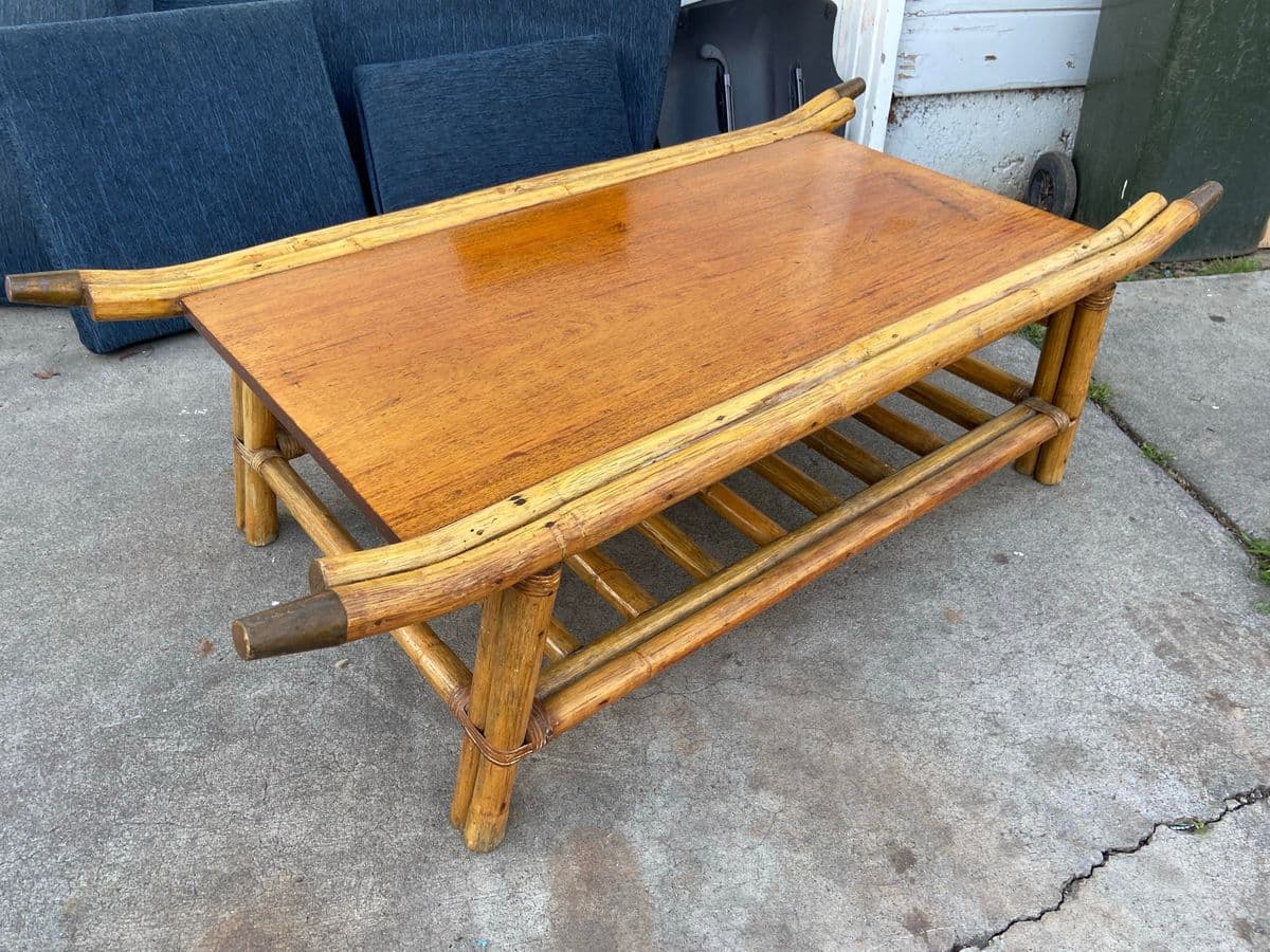 1970s Vintage Mid Century Modern Rattan Bamboo Coffee Table - Thumbnail 4