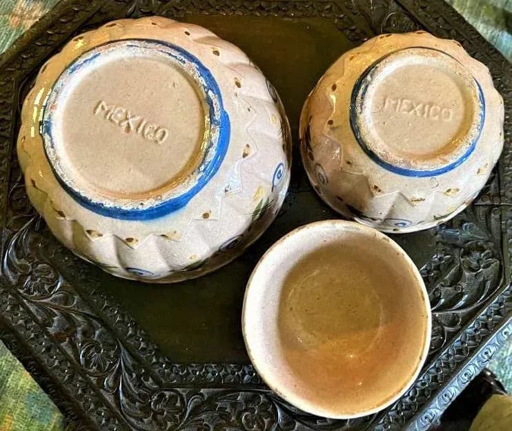 1950s Vintage Mexican Glazed Earthenware Serving Bowls - 4 Pieces - Thumbnail 5