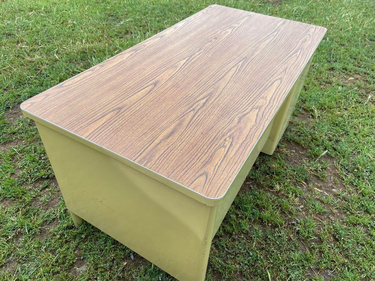 1980s McDowell and Craig Vintage Tanker Desk - Thumbnail 5