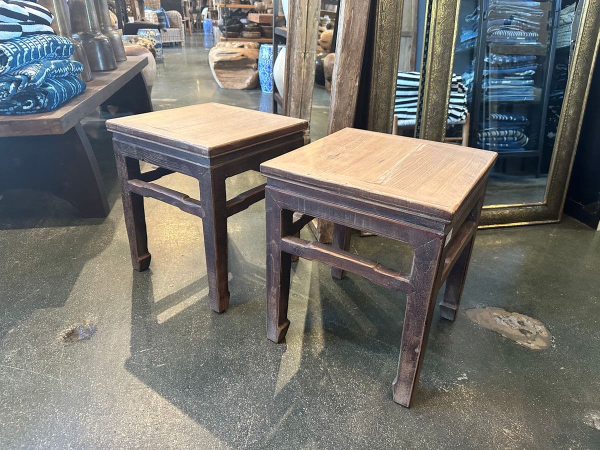 Vintage Elm Ming Side Table - Thumbnail 6