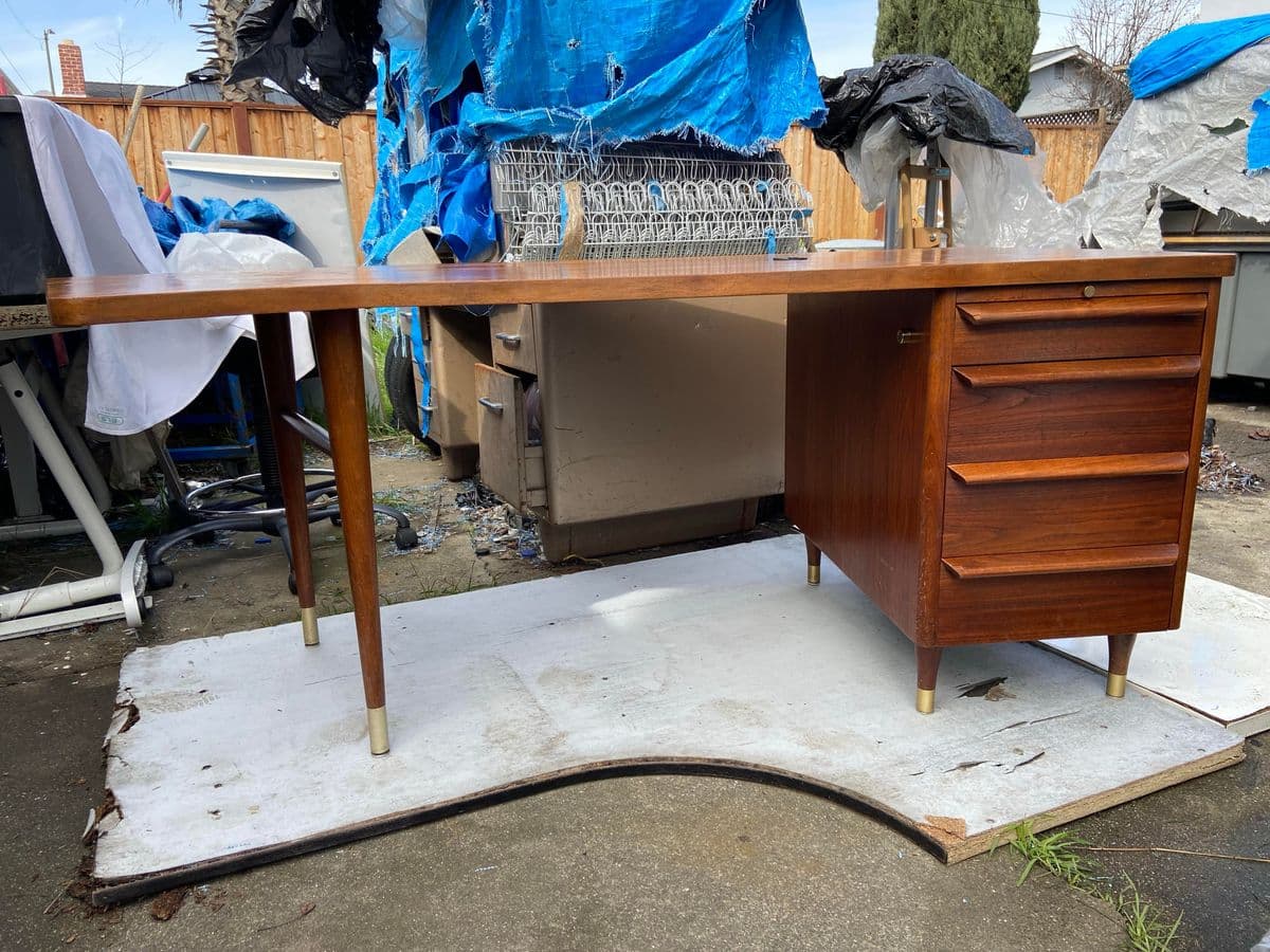 1960s Vintage Mid Century Modern Boomerang Walnut Desk - Thumbnail 6