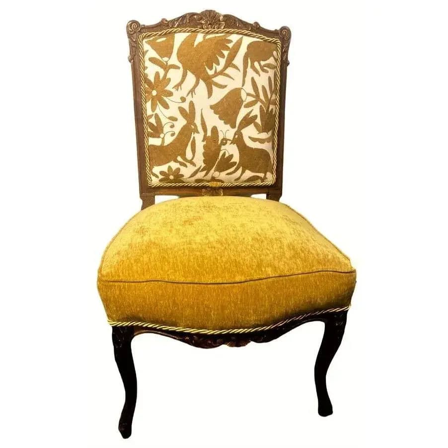'Empress Carlota' 19th Century Antique French Chairs Reupholstered With Otomi Hand Embroidery - Set of 4 - Thumbnail 6