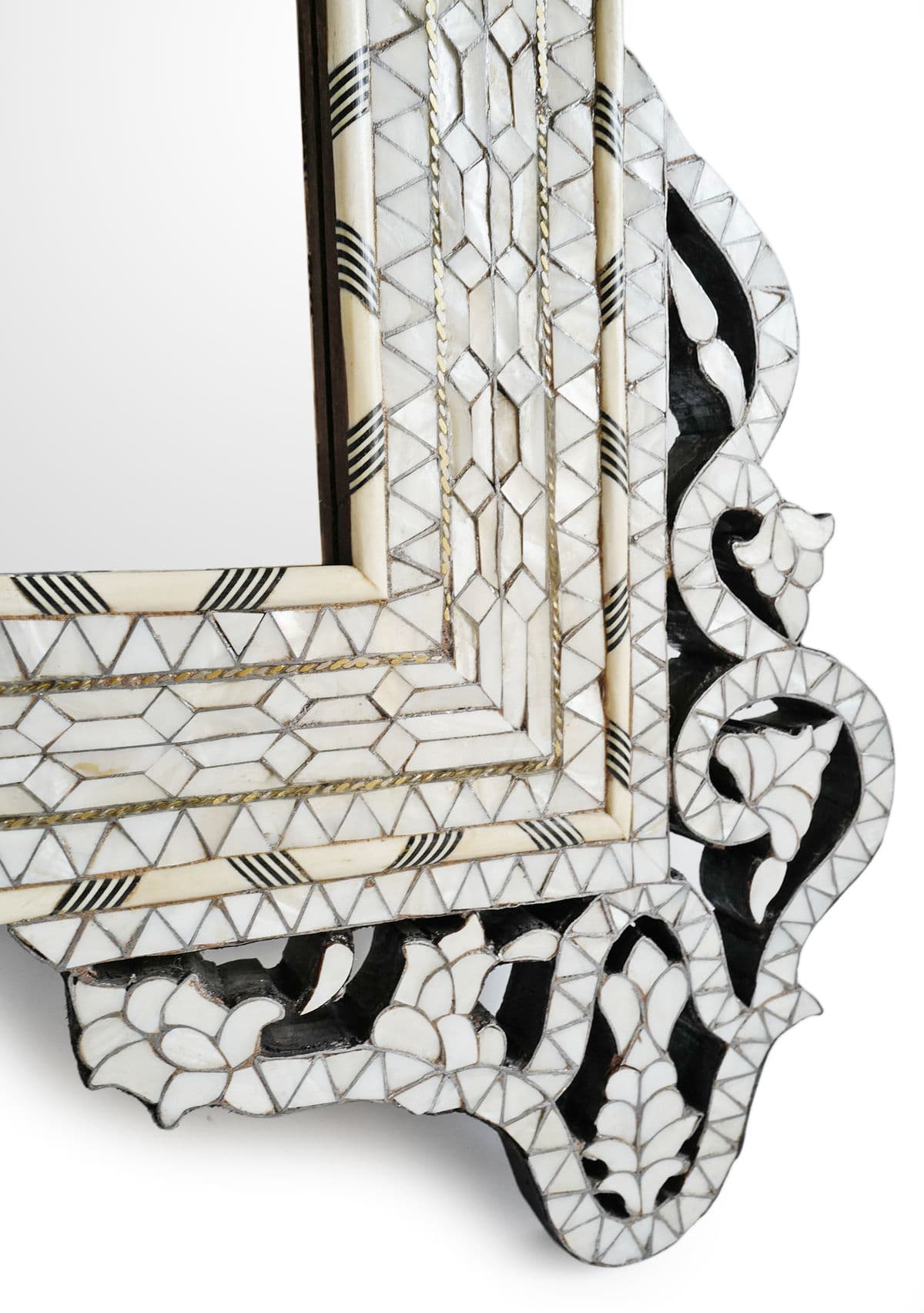 Syrian Mother of Pearl Floral Mirror - Thumbnail 6