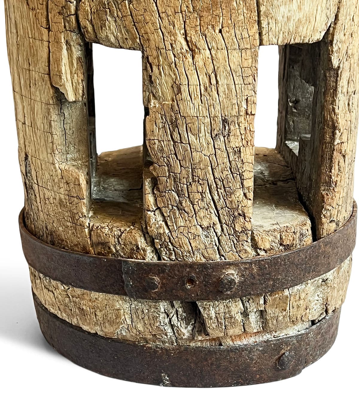 Old Wood Wheel Axle Table Lamp - Thumbnail 6