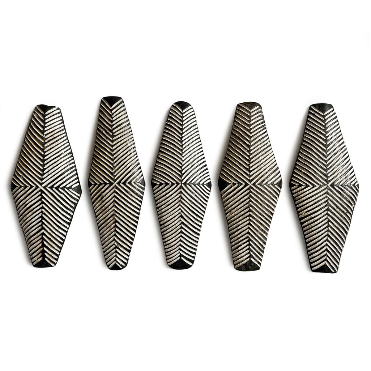 Vintage Zulu Elongated Shield - Thumbnail 6