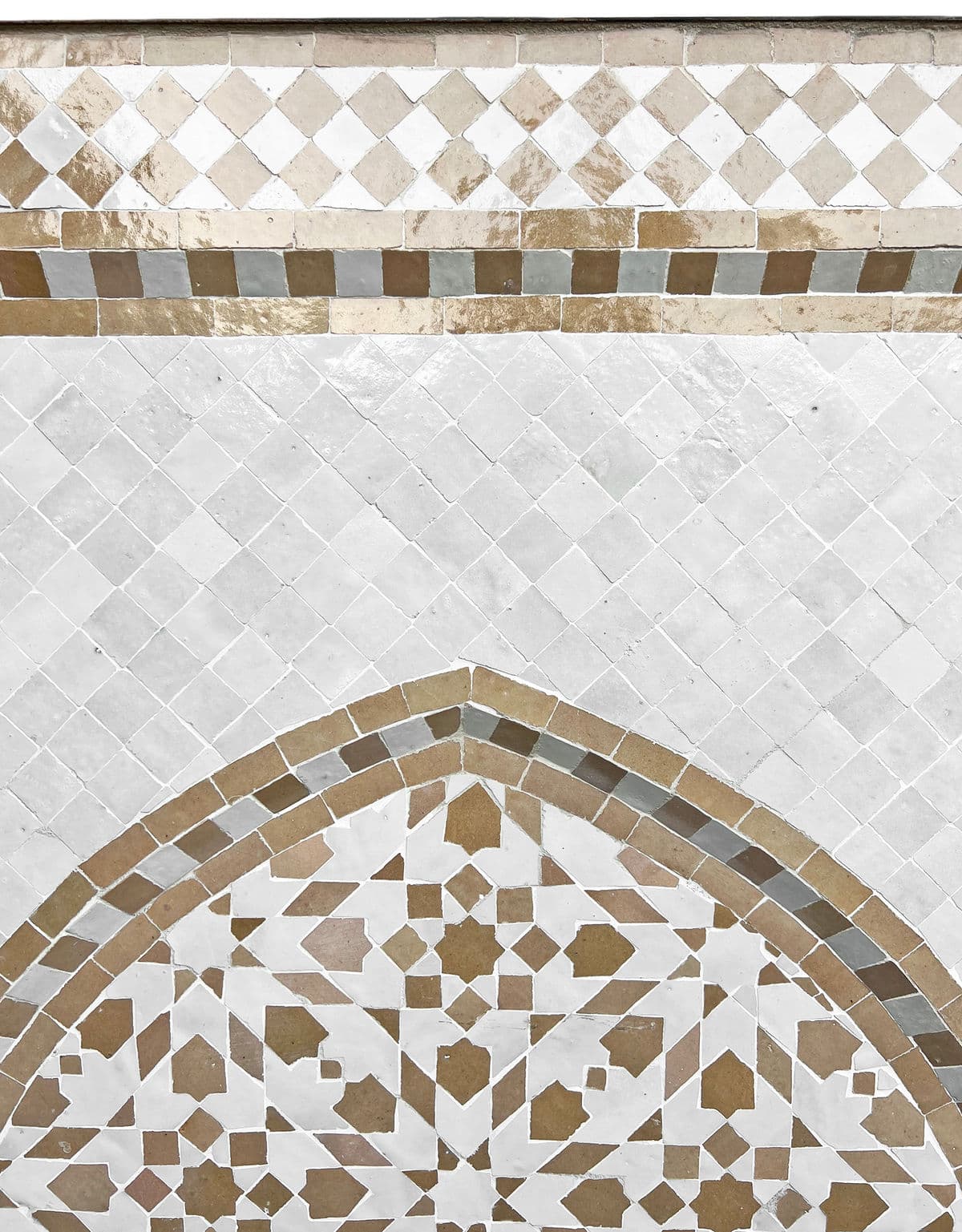 Outdoor White & Tan Mosaic Wall Fountain - Thumbnail 6