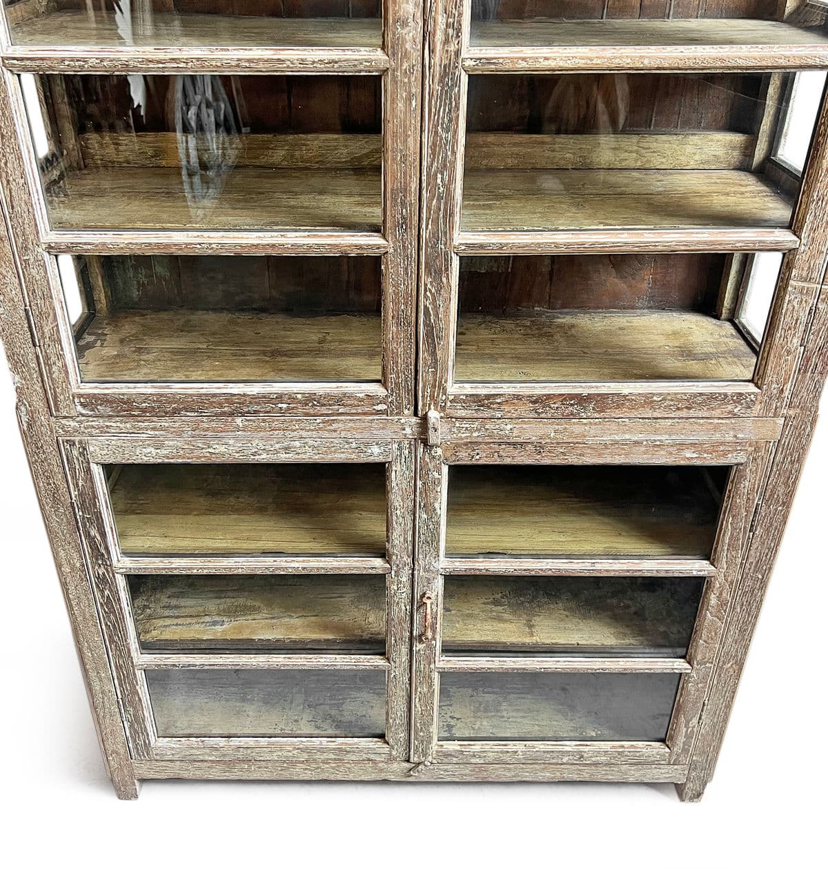 Vintage Colonial Narrow Vitrine Cabinet - Thumbnail 6