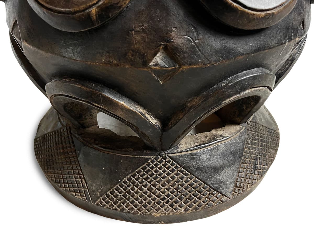 Vintage Bamileke U Stool - Thumbnail 6