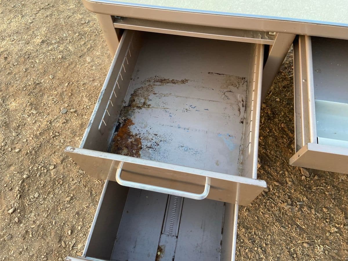 1970s Steelcase Tanker Desk Needs Restoration - Thumbnail 6