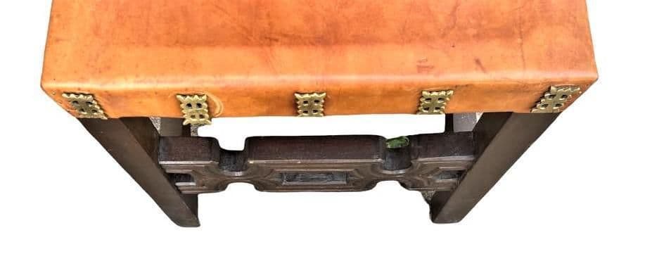 Artes De México Internacionales Accent Chair in Cognac Saddle Leather With Brass Finials - Vintage 1960s - Thumbnail 6