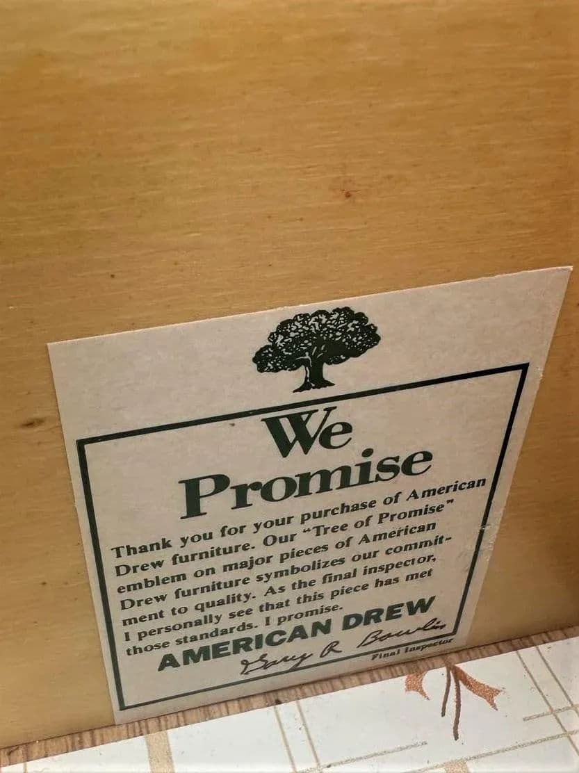 Solid Cherry Wood Queen Anne Side Table by American Drew - Vintage Late 20th Century - Thumbnail 7