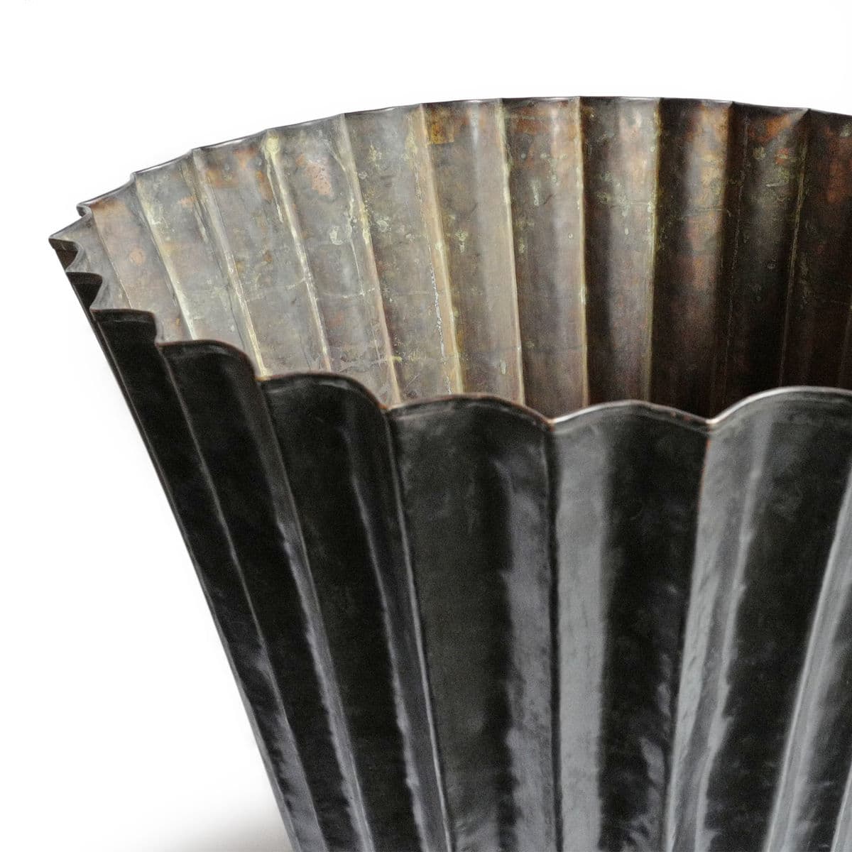 Vintage Bronze Fluted Planter - Thumbnail 7