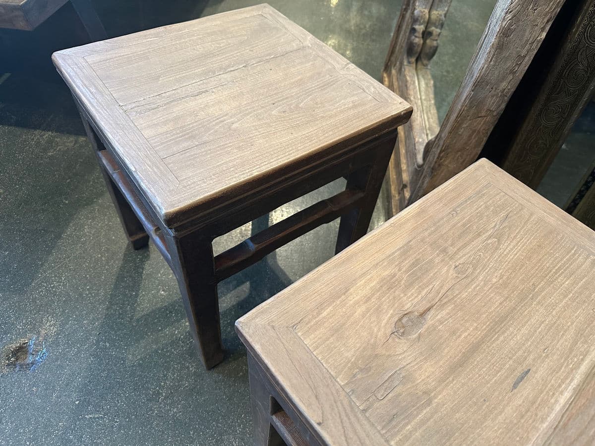 Vintage Elm Ming Side Table - Thumbnail 7