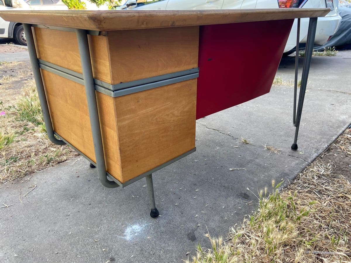 1950s Raymond Loewy for Brunswick Vintage Mid Century Modern Industrial Desk - Thumbnail 6