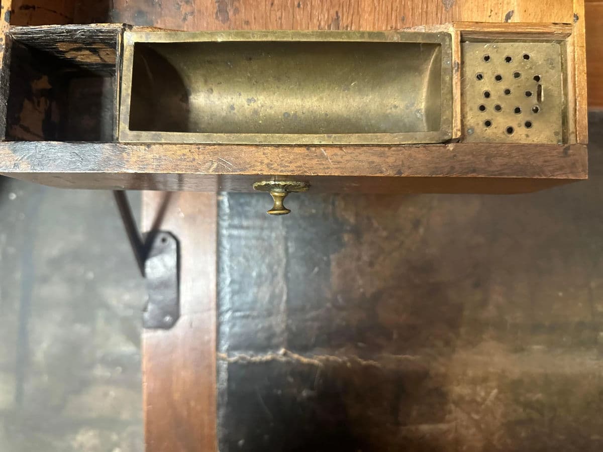 18th Century French Louis XVI Walnut Secrétaire à Abattant - Provenance Adolphus Busch and Brookings Heirs - Thumbnail 7