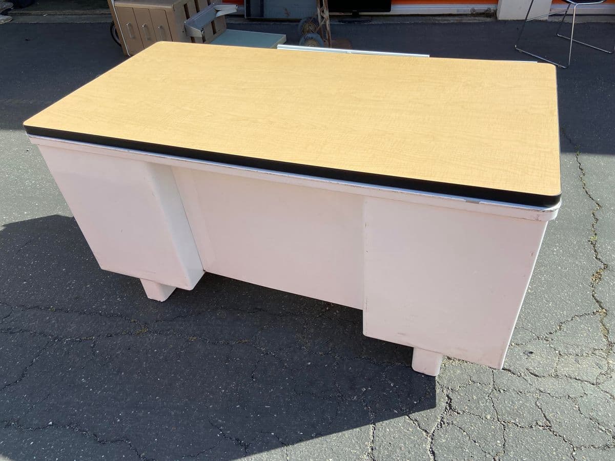 Vintage Mid Century Modern Tanker Desk - Thumbnail 6