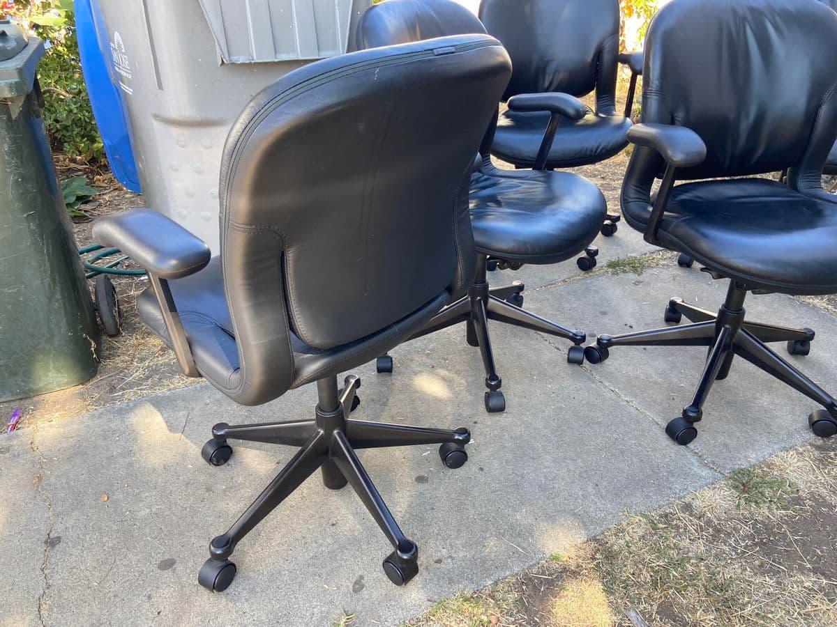 Vintage Herman Miller Conference Room Chairs - Set of 5 - Thumbnail 6