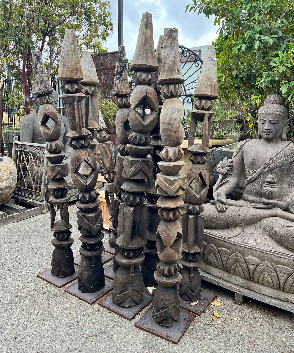 Old Nigerian House Post on Stand - Thumbnail 7