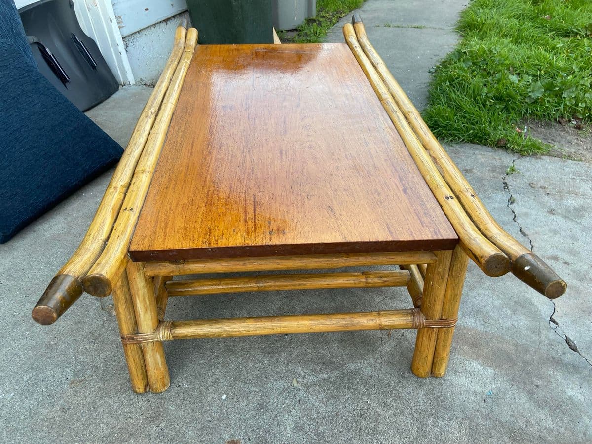 1970s Vintage Mid Century Modern Rattan Bamboo Coffee Table - Thumbnail 6