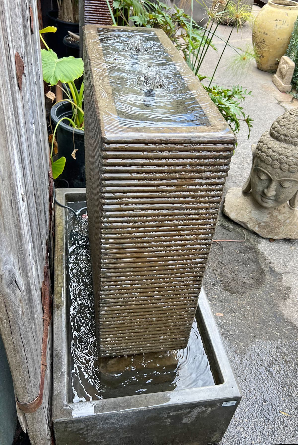 Cement Ripple Fountain Small Green - Thumbnail 7