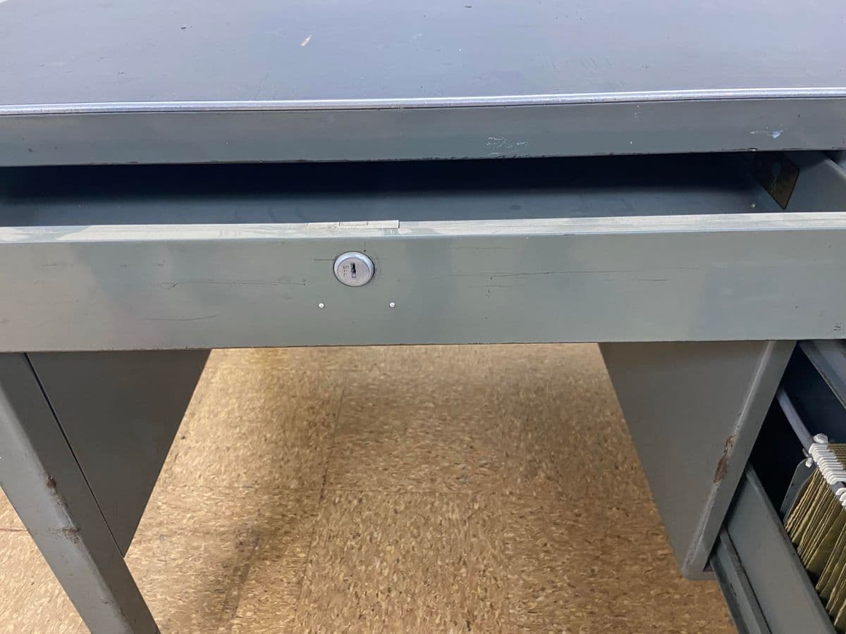 1940s Vintage Mid Century Modern Metal Tanker Desk - Thumbnail 6