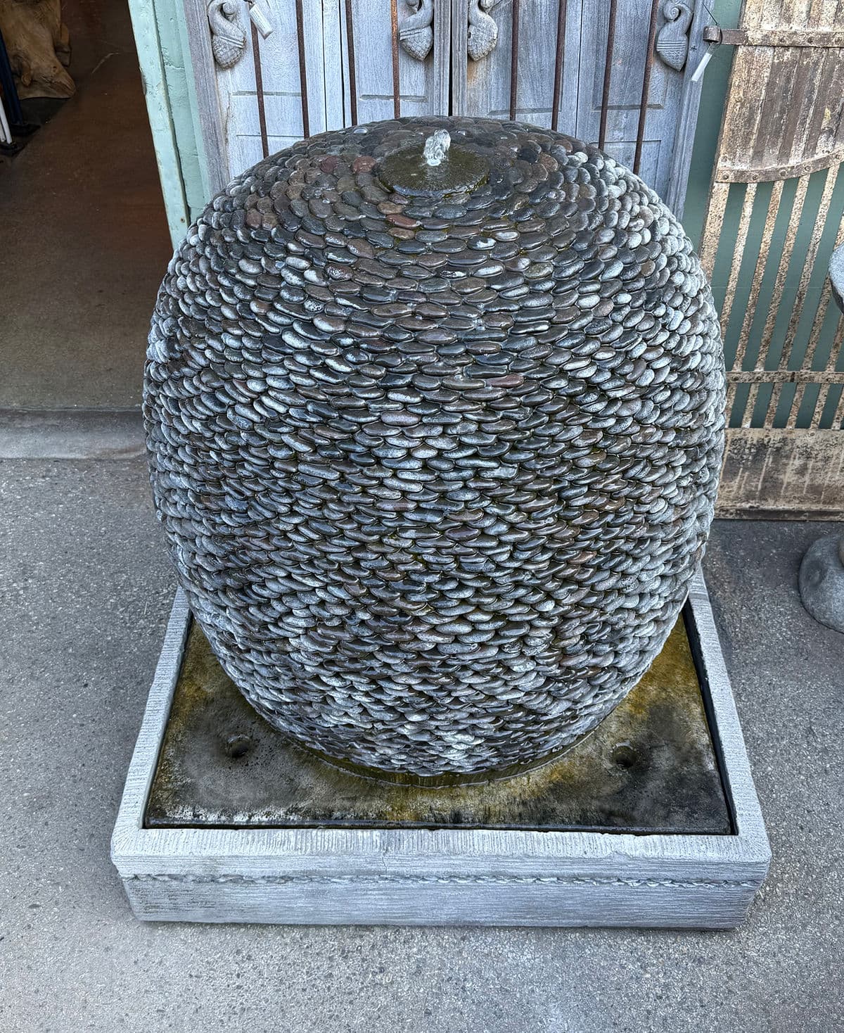 Pebble Ball Fountain Large - Thumbnail 8