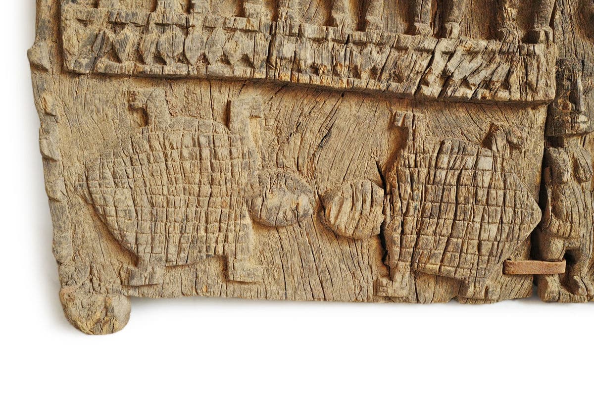 Rare Old Dogon Granary Shutter Door - Thumbnail 8