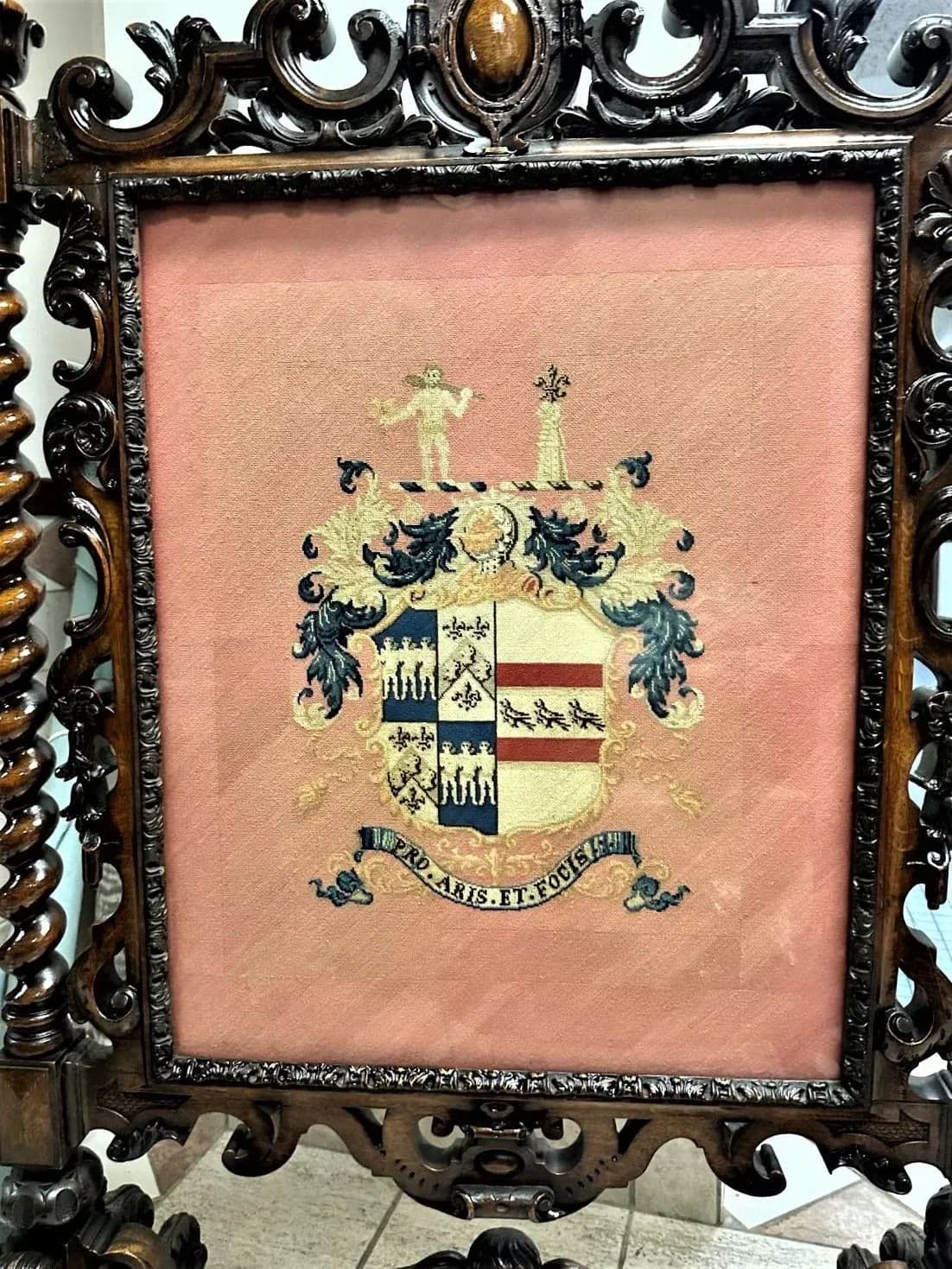 Antique Large Spanish Baroque Style Fire Screen in Carved Walnut and Needlepoint - Late 19th Century - Thumbnail 8