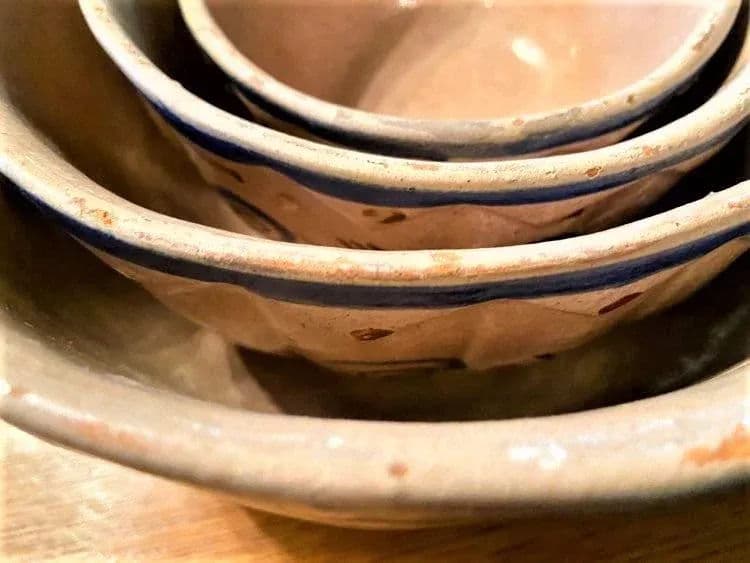 1950s Vintage Mexican Glazed Earthenware Serving Bowls - 4 Pieces - Thumbnail 8