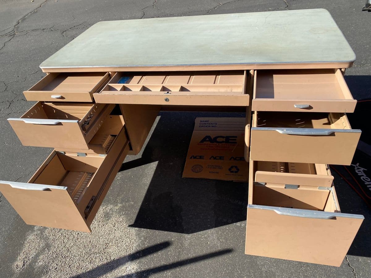 Vintage General Fireproofing Company Metal Tanker Desk - Thumbnail 7