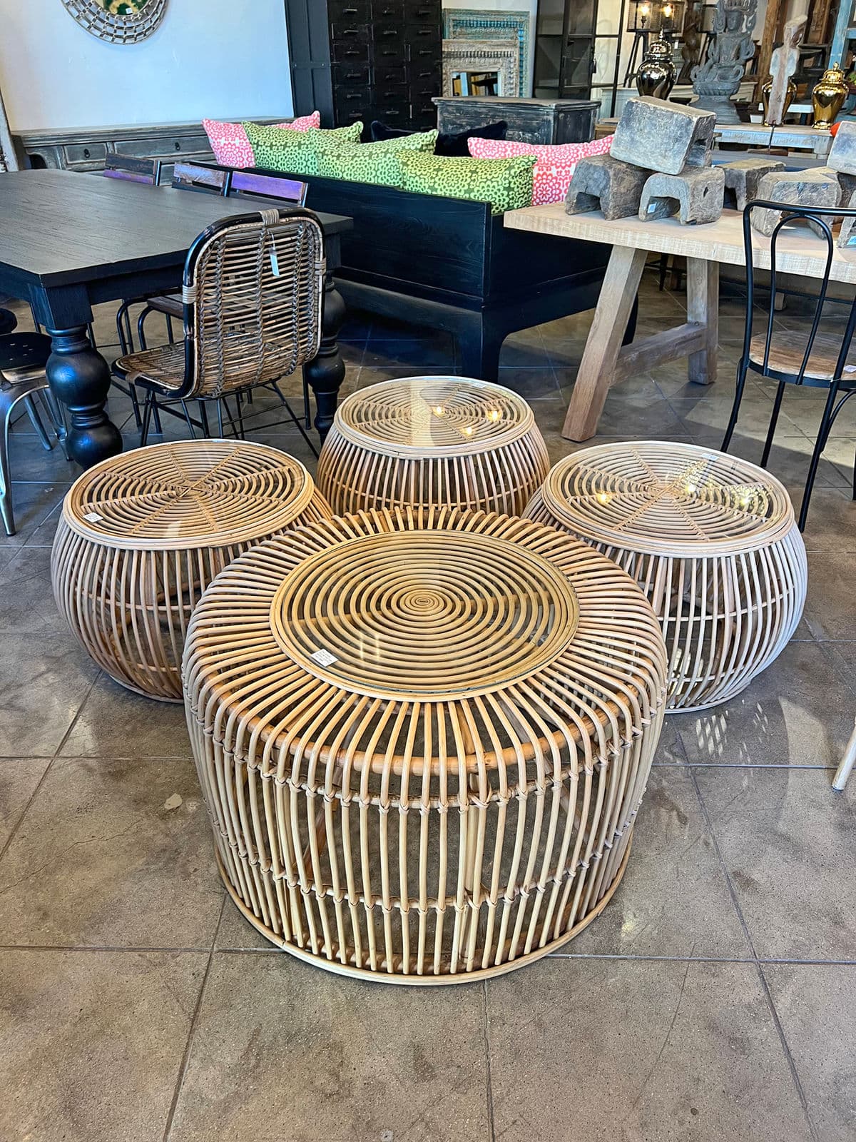 Round Rattan Coffee Table - Thumbnail 8