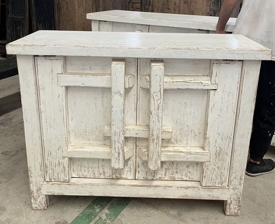 Aged White Village Side Cabinet - Thumbnail 8