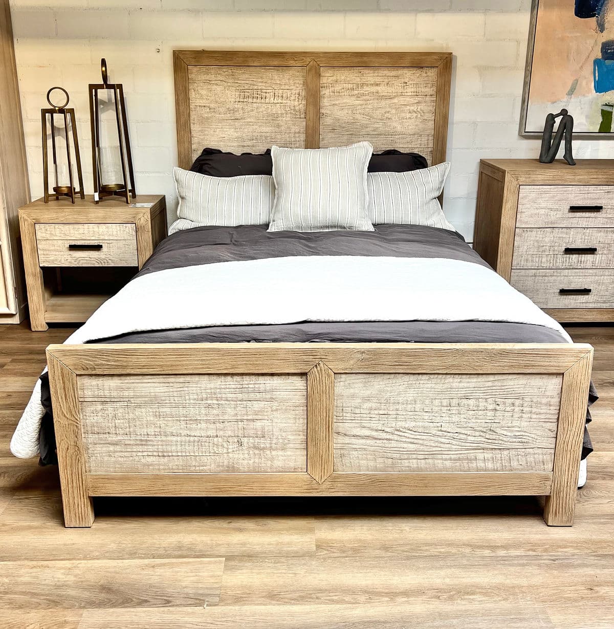 Washed Wood Panel King Bed - Thumbnail 8