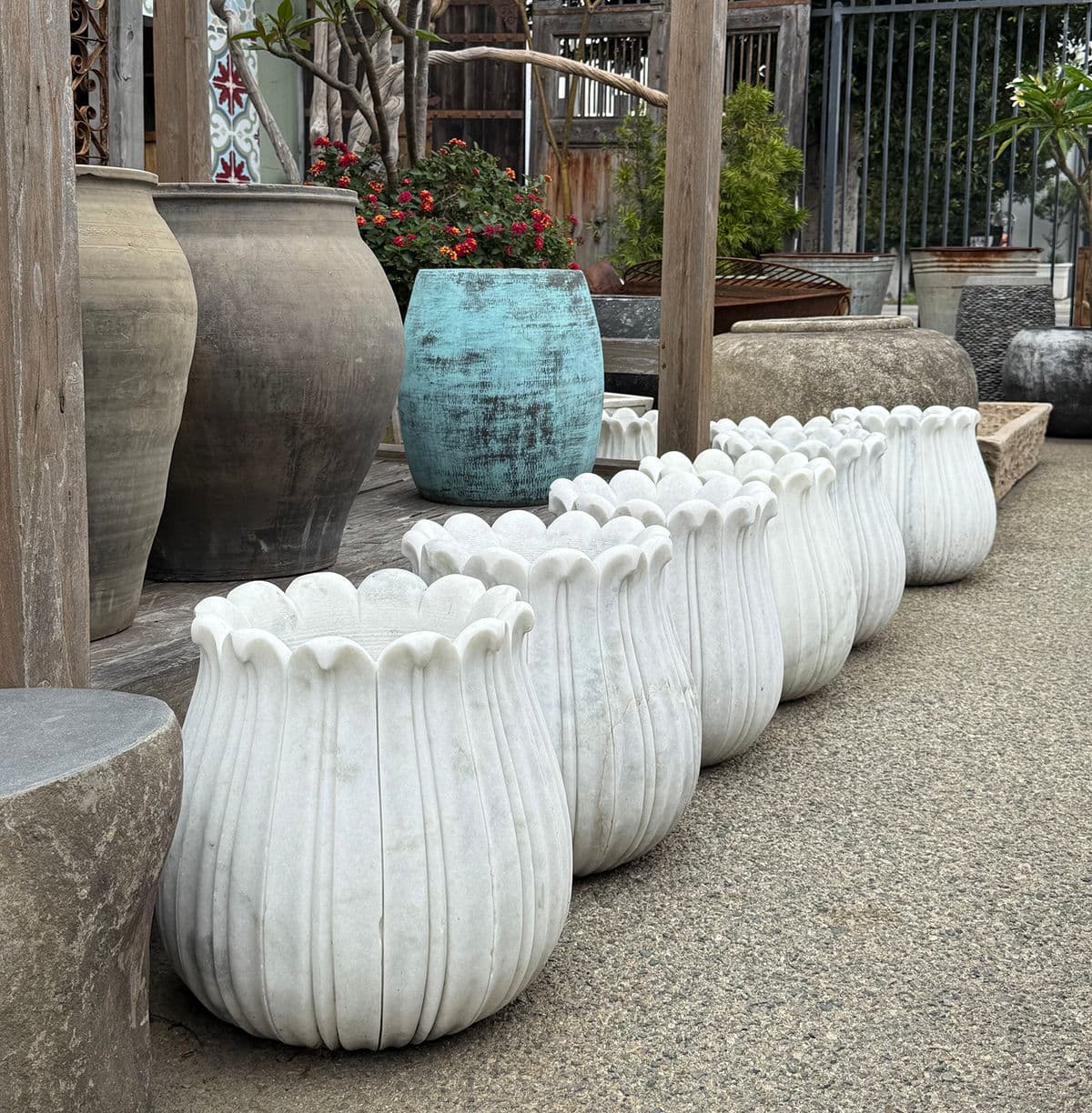 White Marble Lotus Flower Planter Pot - Thumbnail 8