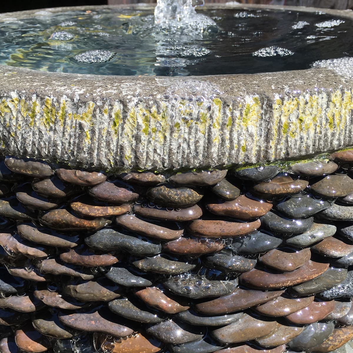 Stacked Pebble Fountain Large - Thumbnail 8