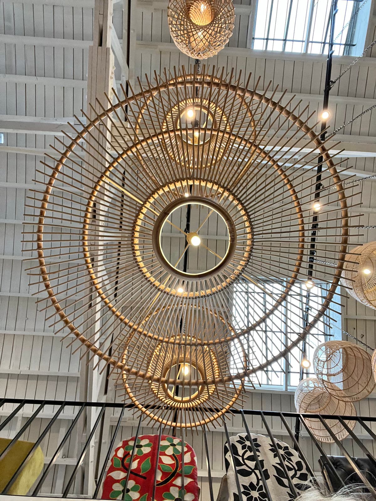 Rattan Sun Ray Pendant Small - Thumbnail 9