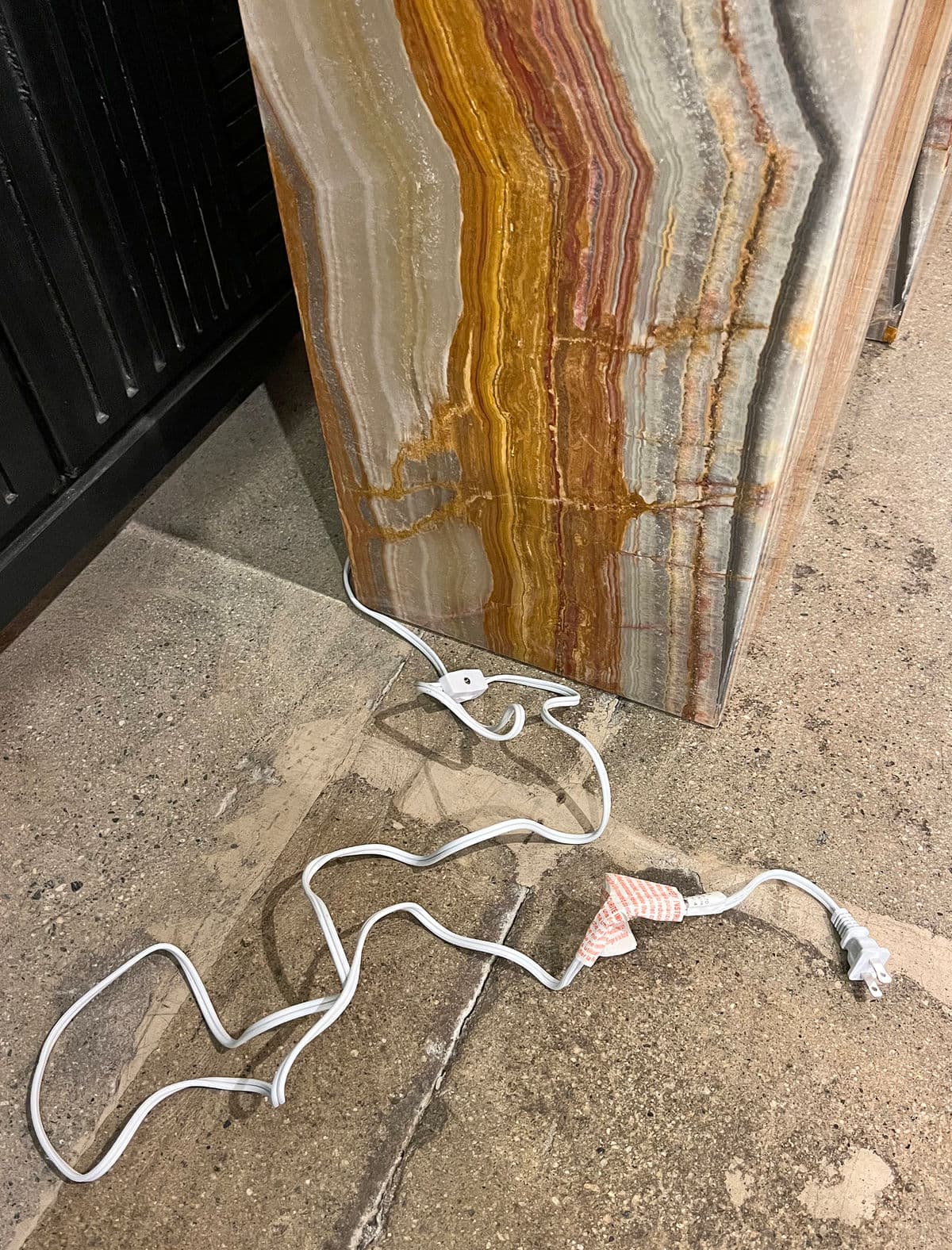 Golden Orange Onyx Pedestal Floor Lamp - Thumbnail 9