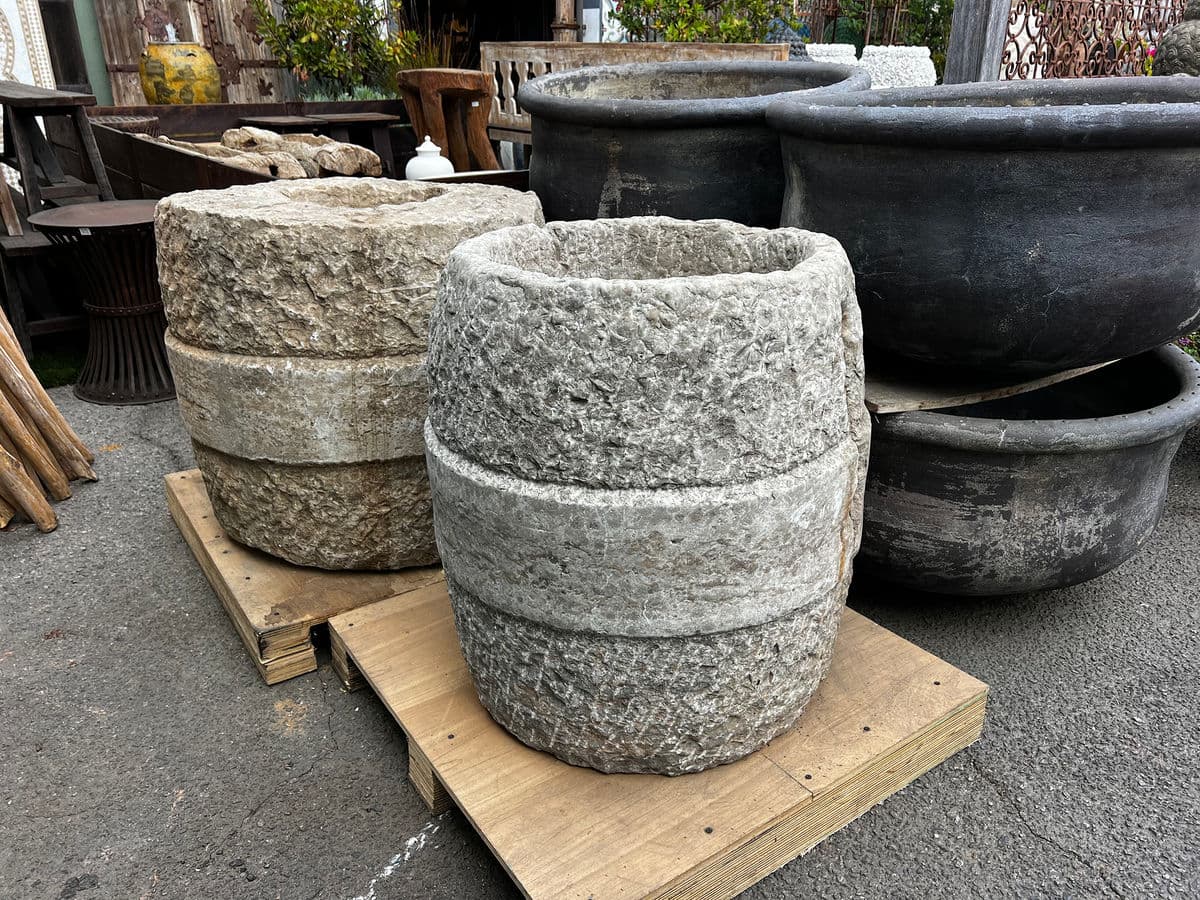 Old Granite Chiseled Barrel Planter - Thumbnail 9