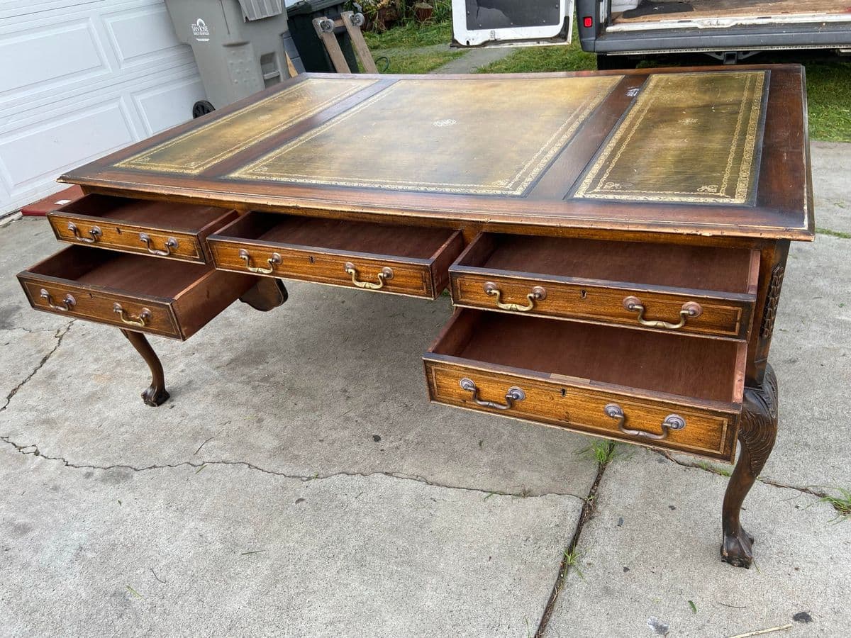 1920s Antique English Leather Top and Claw Feet Partners Writing Desk. - Thumbnail 8