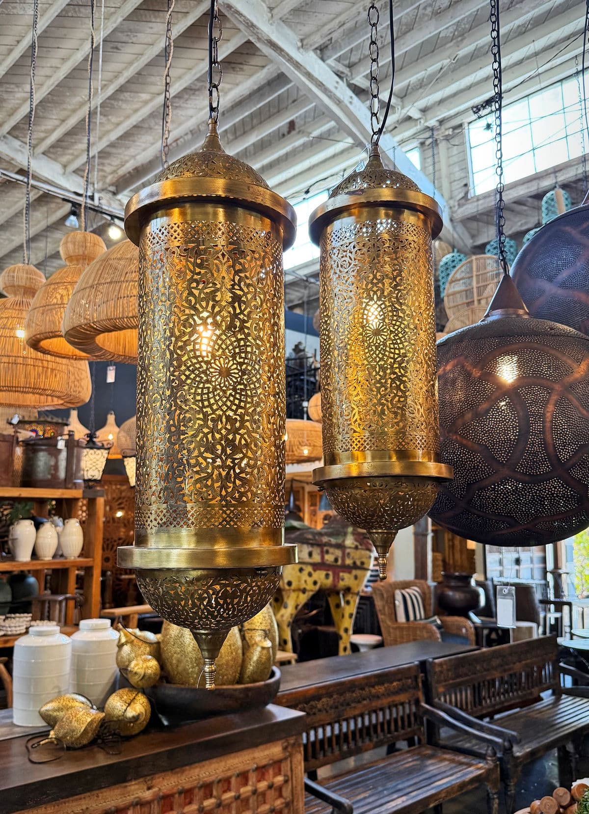 Brass Luna Cylinder Pendant - Thumbnail 9