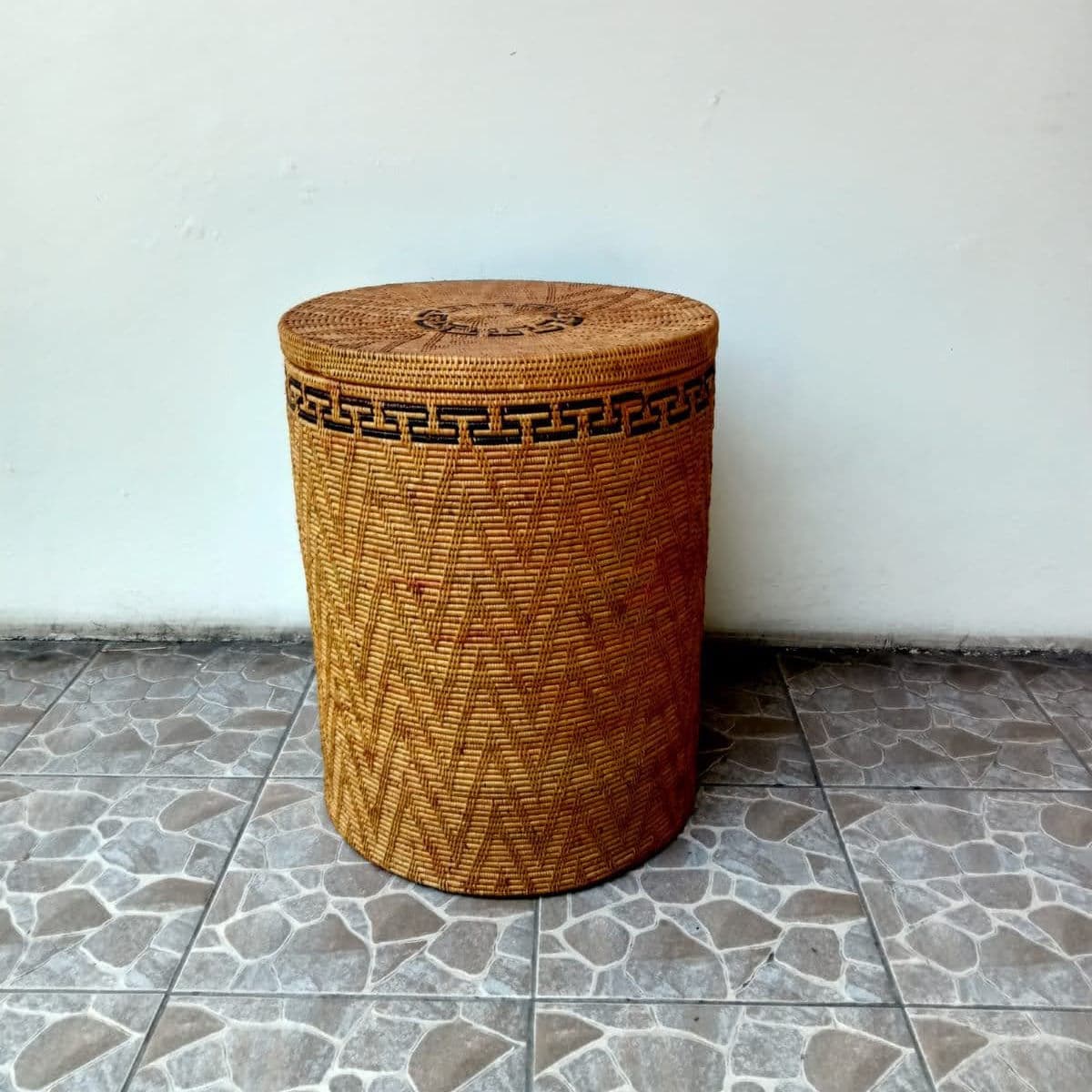 Rattan Border Basket w/Lid - Thumbnail 9