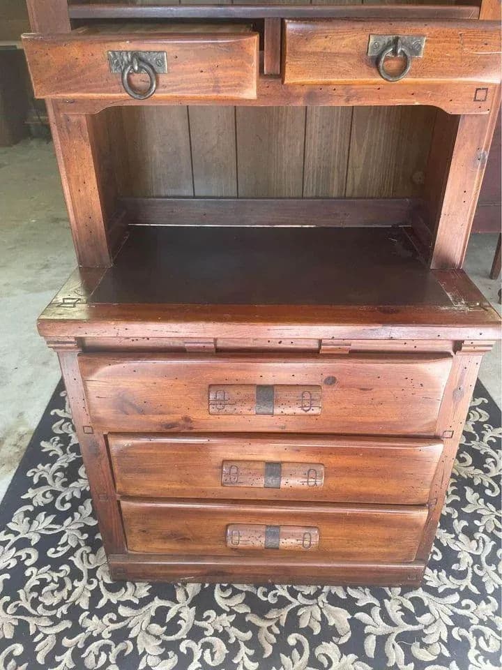 Henry Link Vintage Link Taylor ‘Rawhide’ Series Chest and Hutch - Made in North Carolina in 1976 - Thumbnail 9