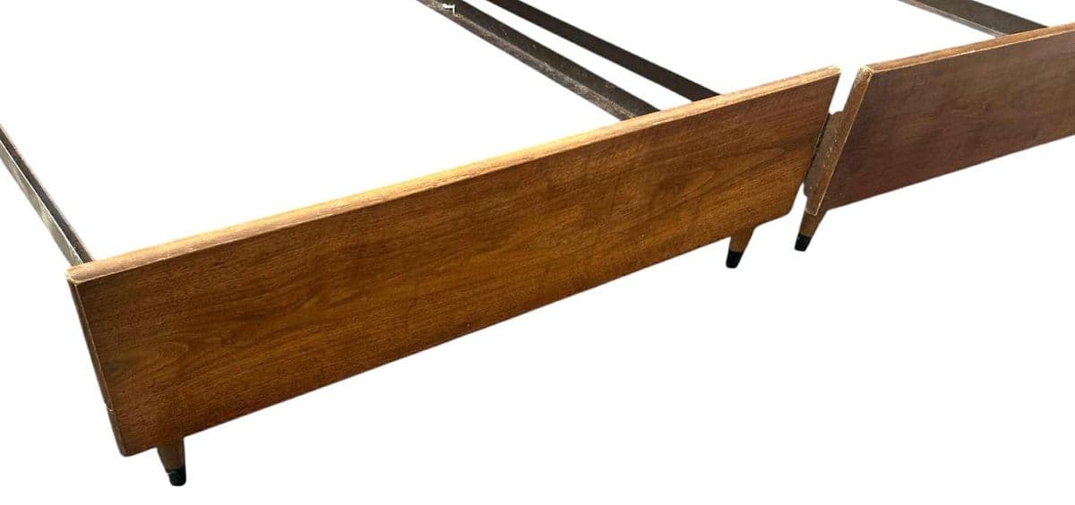 Pair of Lane Acclaim Twin Beds Designed by André Bus - Mid Century Modern Vintage 1960s - Thumbnail 10