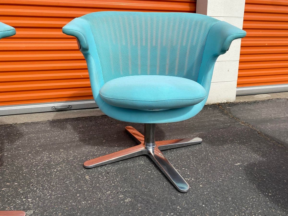 Blue Steelcase I2i Lounge Chairs - Set of 3 - Thumbnail 9